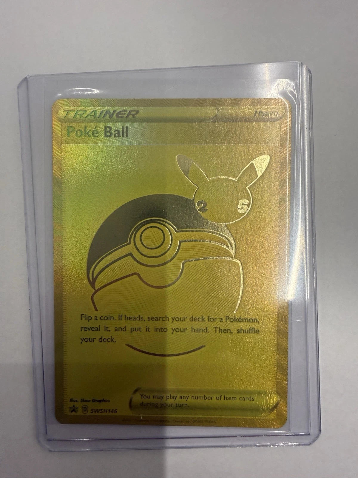 Pokémon Poké Ball SWSH146 Gold Black Star Promo 25th Anniversary Holo NM Collectible Card