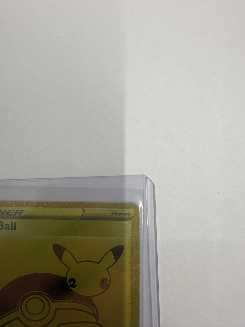 Pokémon Poké Ball SWSH146 Gold Black Star Promo 25th Anniversary Holo NM Collectible Card