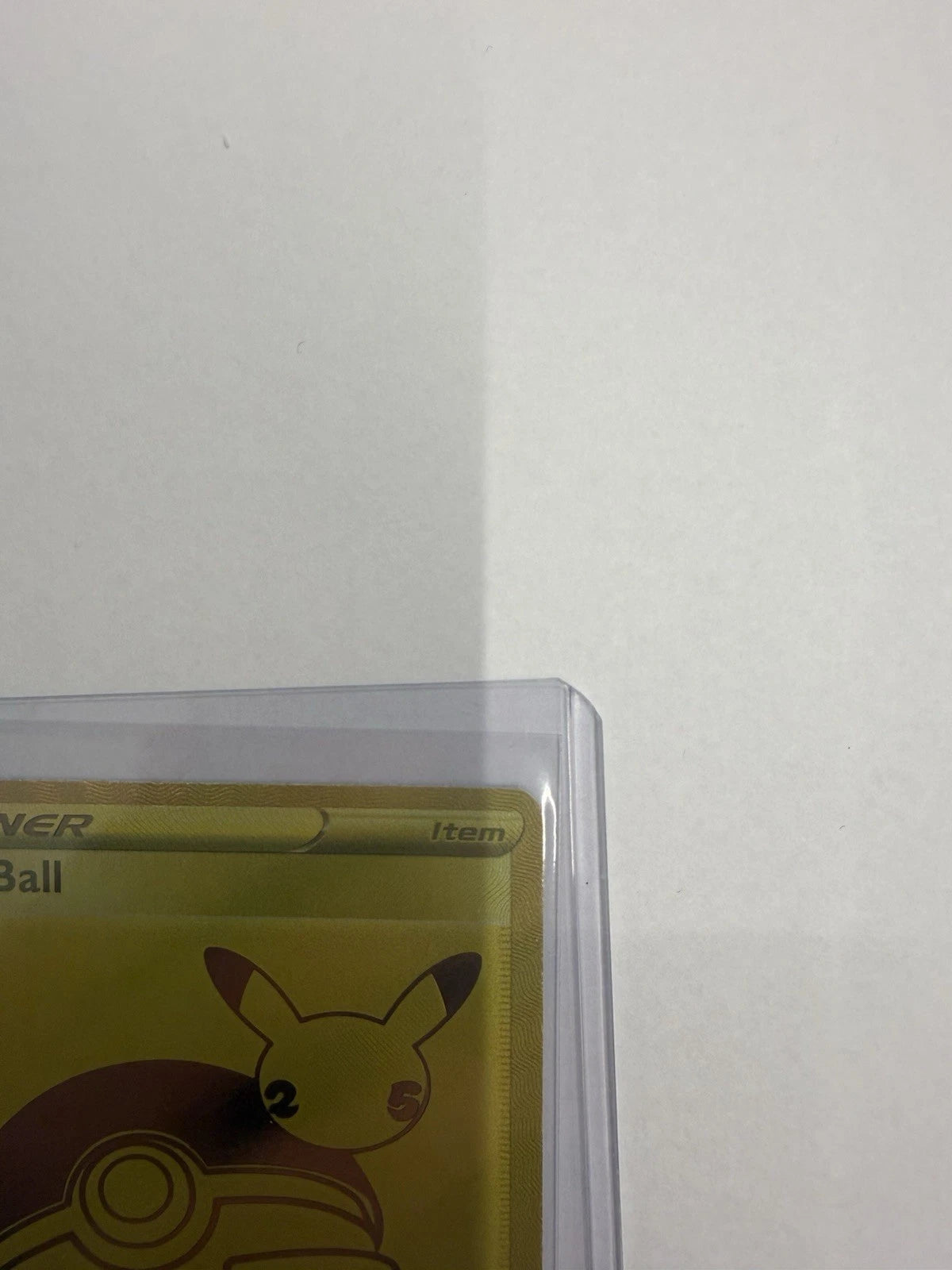 Pokémon Poké Ball SWSH146 Gold Black Star Promo 25th Anniversary Holo NM Collectible Card