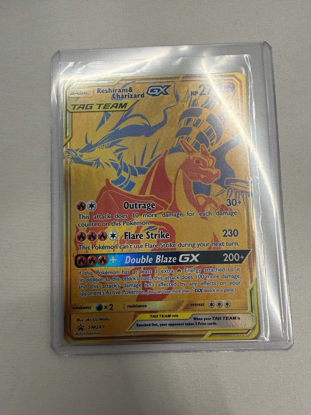 Reshiram & Charizard GX SM247 Gold Black Star Promo TAG TEAM Holo Near Mint